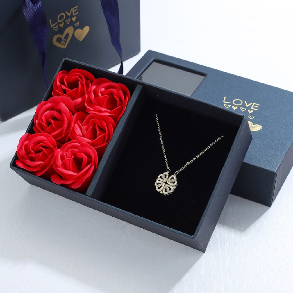 Hart en Klavertje Ketting - Boost je liefde en geluk