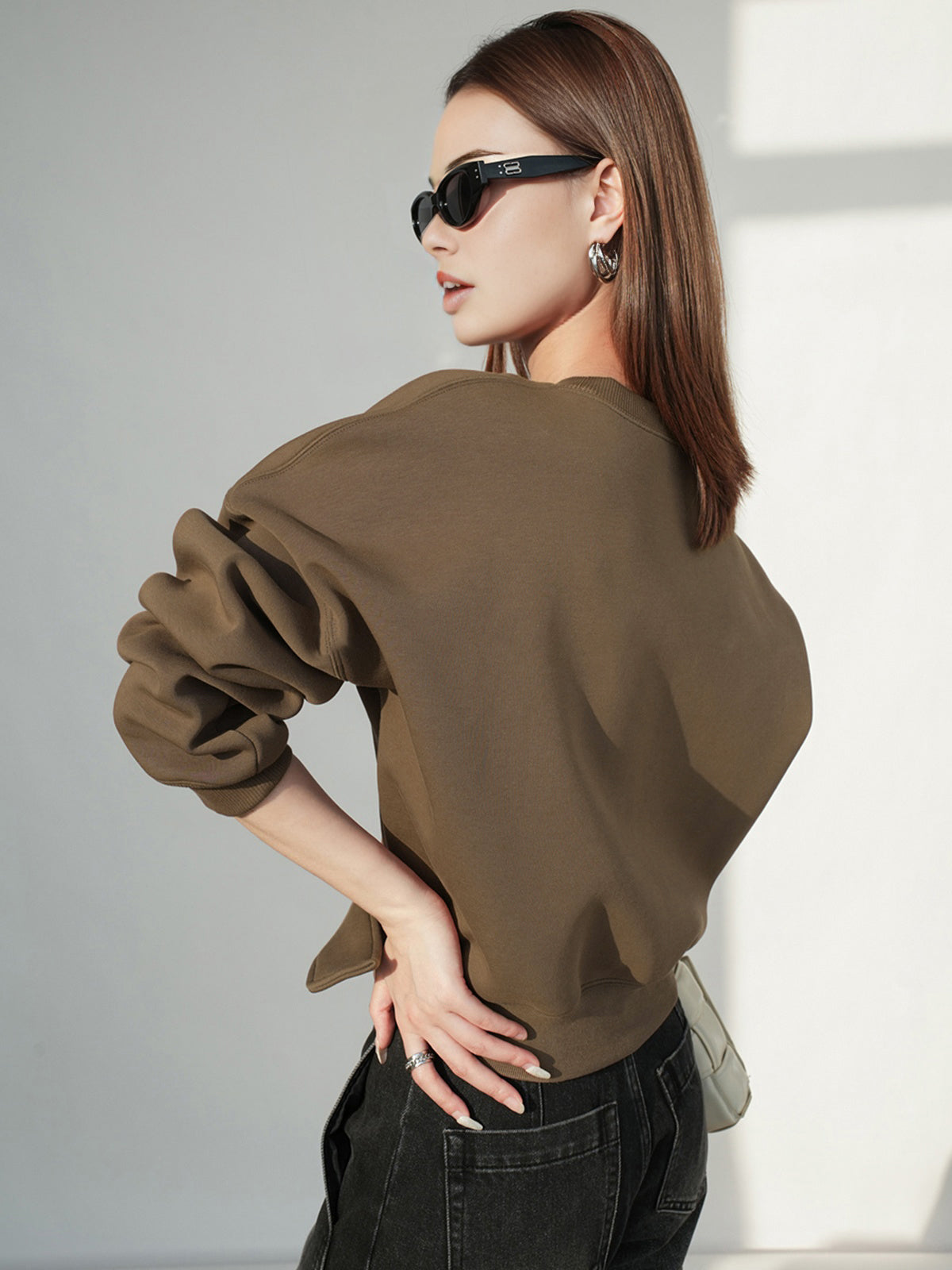 Cropped sweatshirt met vaste riem| Vanista - Vanista