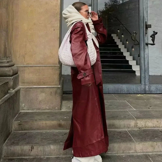 Diana | Vrouwenjas in bordeauxrood imitatieleer