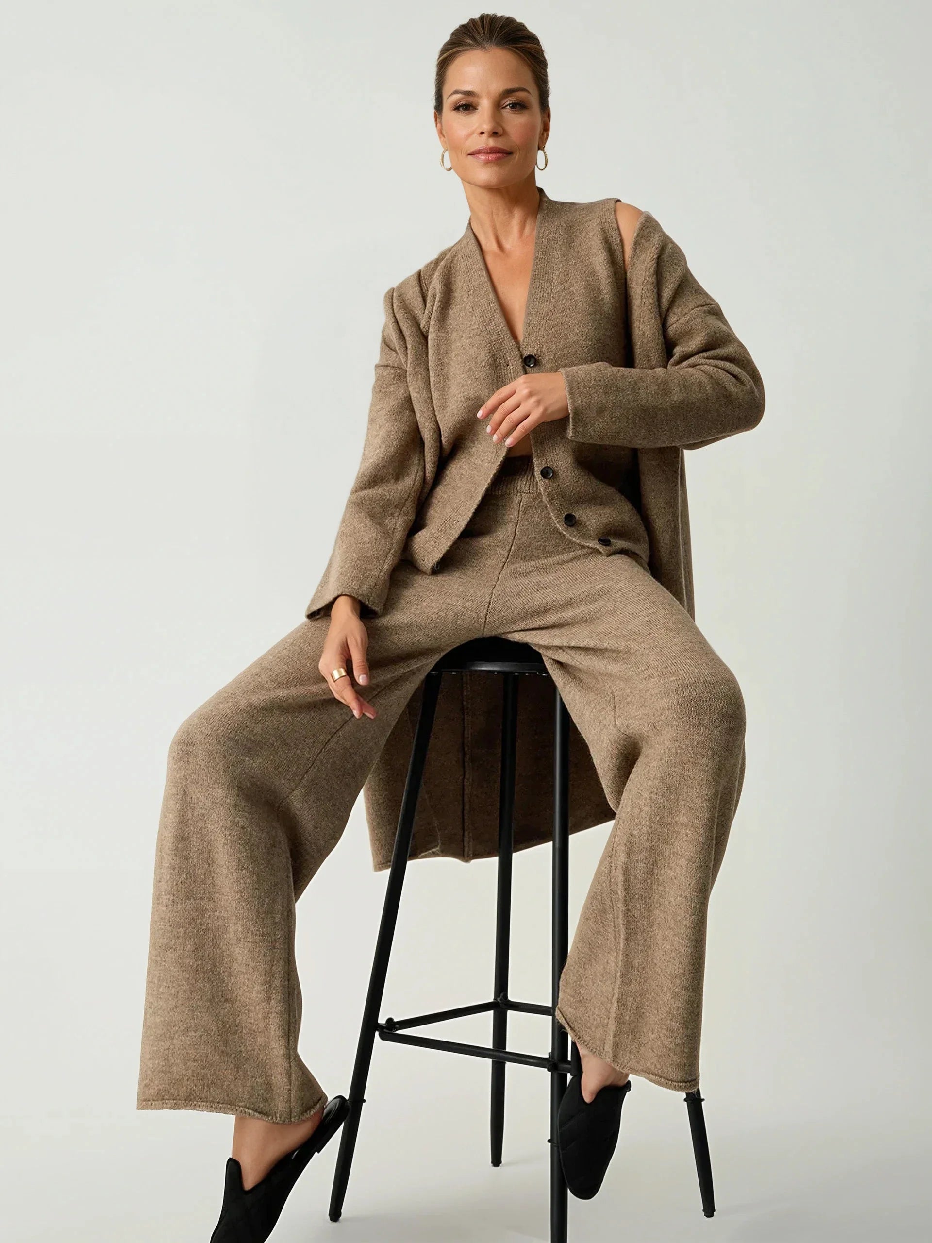 Driedelige dames set — vest, top & rechte broek | Vanista - Vanista