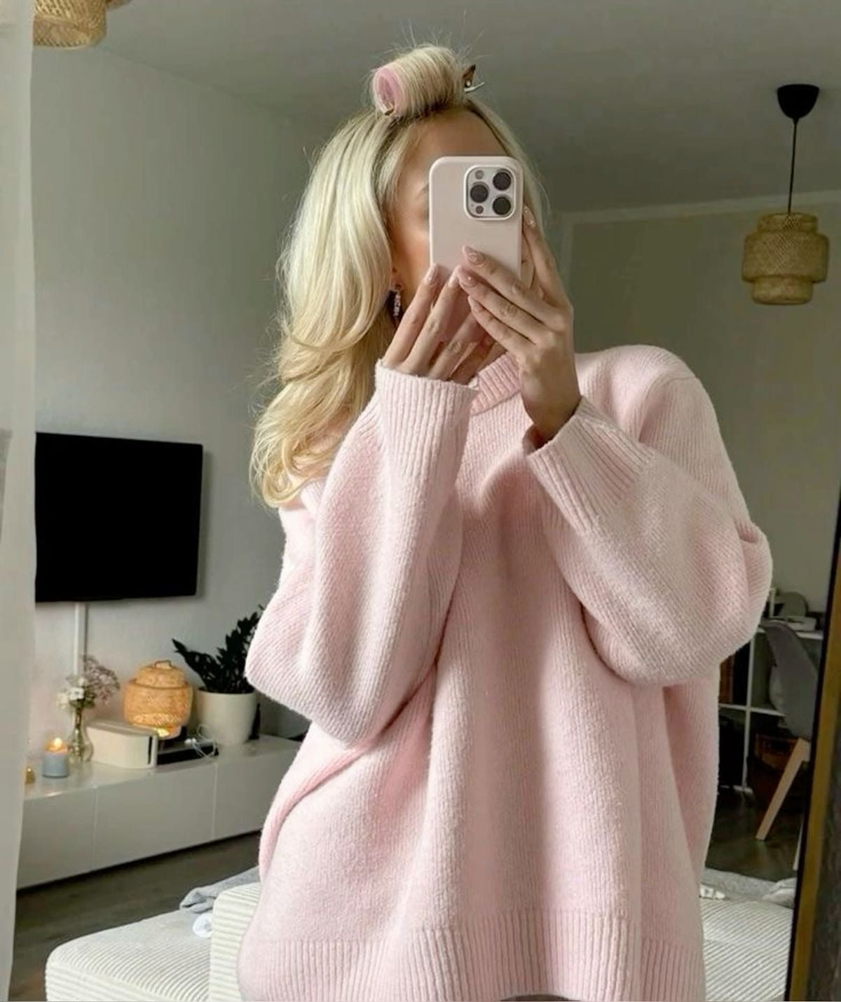 MANIA | Trendy Pink sweater