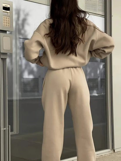 Dames set: hoodie + broek — getailleerd | Vanista - Vanista