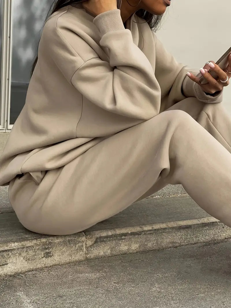 Dames set: hoodie + broek — getailleerd | Vanista - Vanista