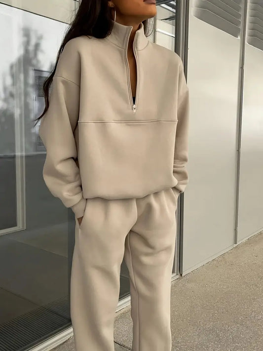 Dames set: hoodie + broek — getailleerd | Vanista - Vanista